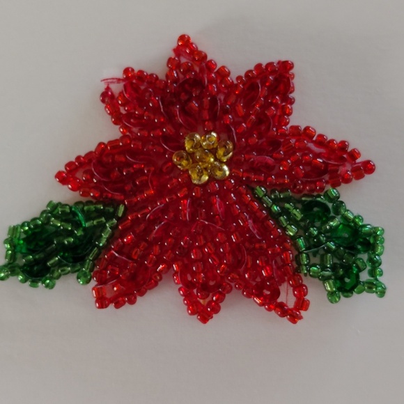 Holiday Poinsettia Beaded Iron on Appliques Bundle of 10 - NEW - Picture 6 of 9